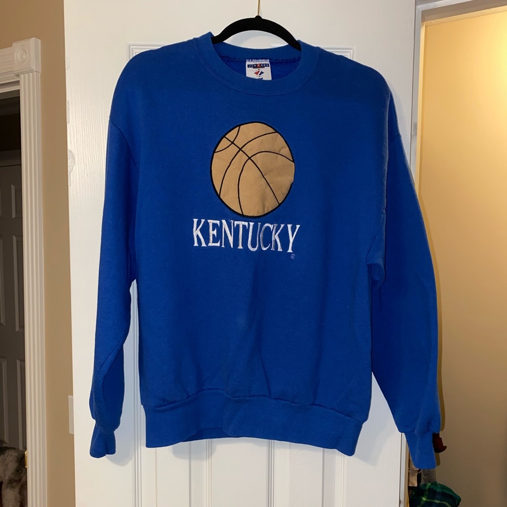 Kentucky basketball sweatshirt